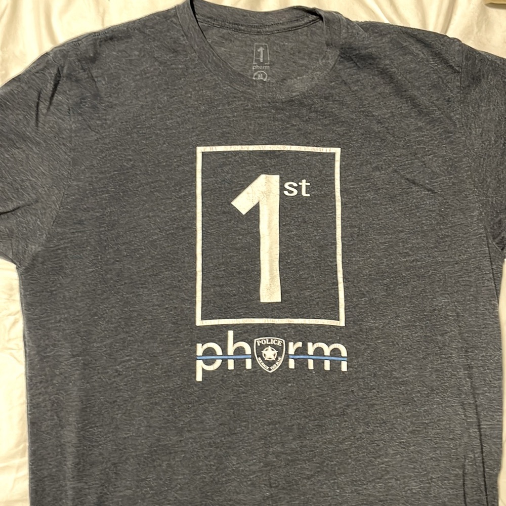 1stPhorm t-shirt 🤍